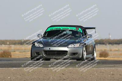 media/Nov-09-2024-GTA Finals Buttonwillow (Sat) [[c24c1461bf]]/Group 4/Session 1 (Sweeper)/